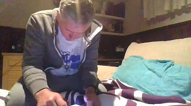 fransexdol online show from January 13, 2025, 9:52 pm