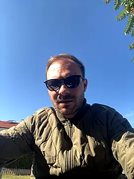 Adventurehotman online show from October 9, 2025, 12:28 pm