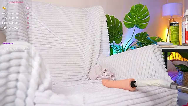 Snapshot of Baby_blush chatting on March 19, 2026, 12:05 pm Baby blush online show from March 19, 2026, 12:05 pm