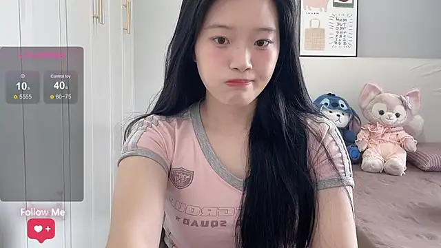 Snapshot of rose-u chatting on April 5, 2026, 1:23 am rose-u online show from April 5, 2026, 1:23 am