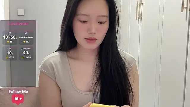 Snapshot of rose-u chatting on March 11, 2026, 1:21 am rose-u online show from March 11, 2026, 1:21 am