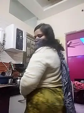 RESHMA 21 online show from May 4, 2026, 8:22 pm