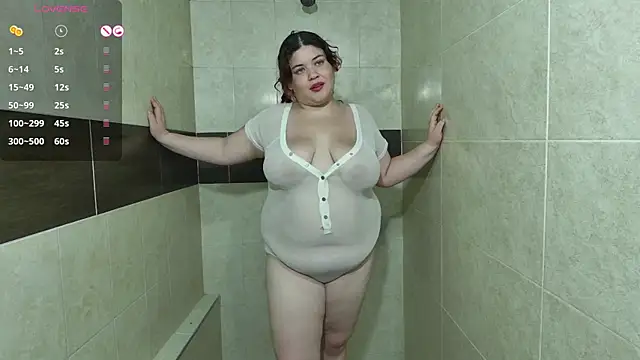 javiandkaty  online show from November 26, 2025, 4:23 am