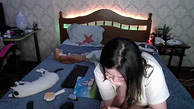 FelvivalKitty online show from January 5, 2025, 12:09 am