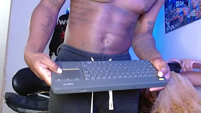 king  Black online show from August 4, 2026, 2:49 am