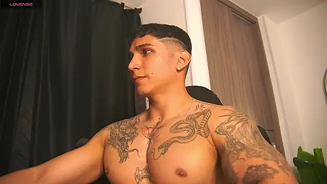 muscle boyhorny online show from September 12, 2025, 4:34 am