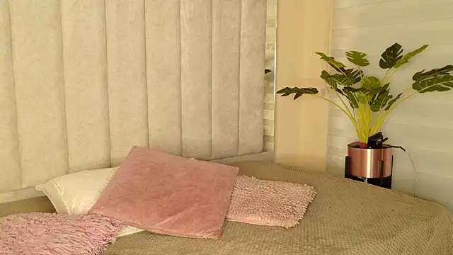eva-slim- online show from July 15, 2026, 5:53 pm