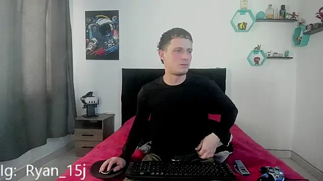 Snapshot of RyanHorseman chatting on September 13, 2025, 5:24 pm RyanHorseman online show from September 13, 2025, 5:24 pm