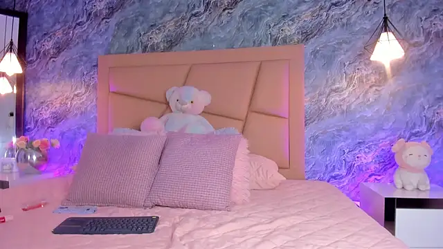  Hollywood 1 online show from October 17, 2025, 12:14 am