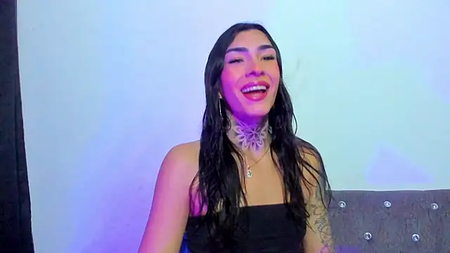 Camila Coxx online show from December 2, 2025, 4:03 am