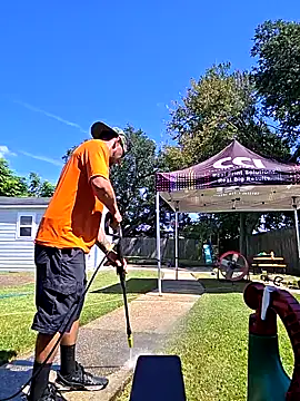 Twin2222 online show from September 19, 2025, 7:07 pm