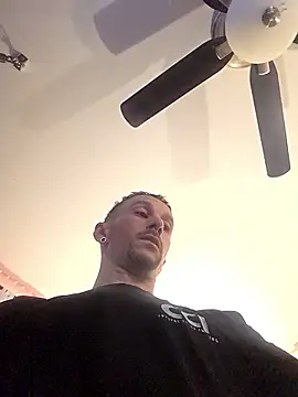 Twin2222 online show from January 13, 2026, 1:20 am