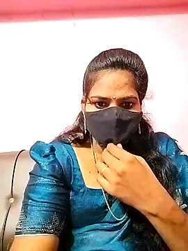 melina214 online show from November 4, 2025, 3:32 am