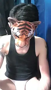 JJjing online show from September 27, 2025, 11:00 pm