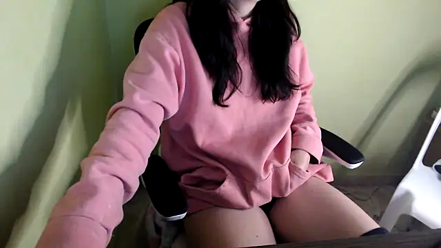samantha s69 online show from May 3, 2026, 11:47 am