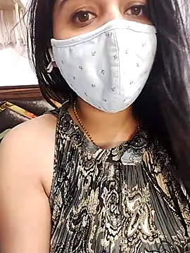 Snapshot of Gloie4u chatting on March 21, 2025, 5:34 pm Gloie4u online show from March 21, 2025, 5:34 pm