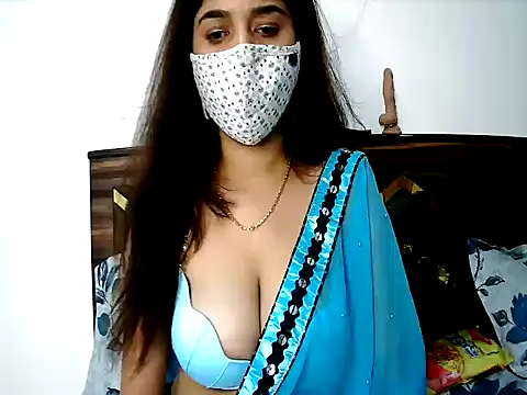 Gloie4u online show from June 6, 2026, 10:42 am