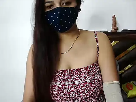 Snapshot of Gloie4u chatting on December 16, 2025, 8:51 am Gloie4u online show from December 16, 2025, 8:51 am