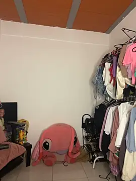 Richchocolatesweet  online show from September 10, 2025, 4:28 pm