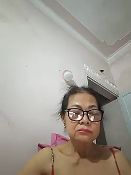 Hotestlove online show from July 28, 2026, 10:53 pm