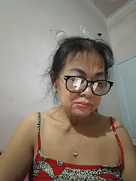 Hotestlove online show from July 25, 2026, 2:12 pm
