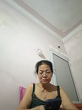 Hotestlove online show from July 7, 2026, 6:47 am