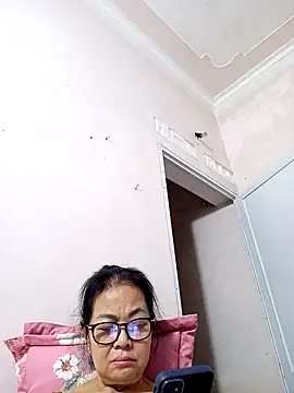 Hotestlove online show from March 8, 2026, 2:20 pm