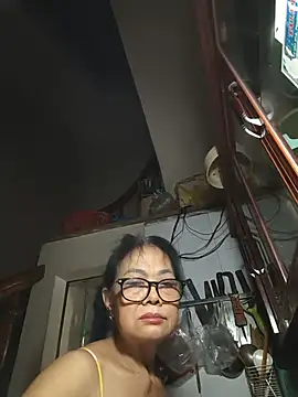Hotestlove online show from August 3, 2026, 3:14 am