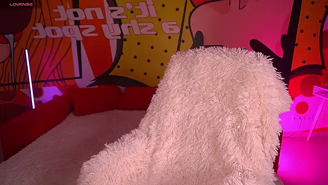 LiaBrazzerr online show from February 6, 2026, 3:08 pm