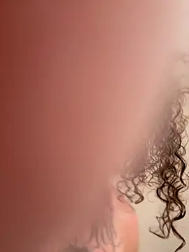 Snapshot of Crackkers chatting on October 20, 2025, 4:58 am Crackkers online show from October 20, 2025, 4:58 am