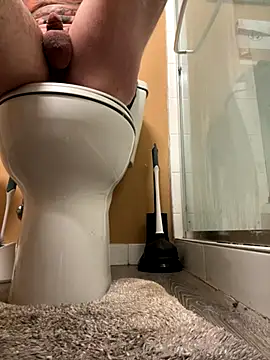 Snapshot of Crackkers chatting on November 20, 2025, 5:52 am Crackkers online show from November 20, 2025, 5:52 am