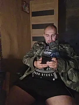 Foxyshaved online show from September 30, 2025, 3:56 am