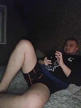 Snapshot of Foxyshaved chatting on February 18, 2026, 4:10 am Foxyshaved online show from February 18, 2026, 4:10 am