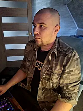 Snapshot of Foxyshaved chatting on March 24, 2026, 8:25 am Foxyshaved online show from March 24, 2026, 8:25 am