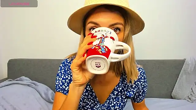  ellen meow  online show from October 17, 2025, 8:21 pm