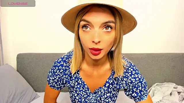  ellen meow  online show from September 21, 2025, 7:30 pm