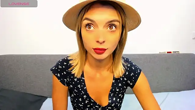  ellen meow  online show from September 25, 2025, 8:37 pm