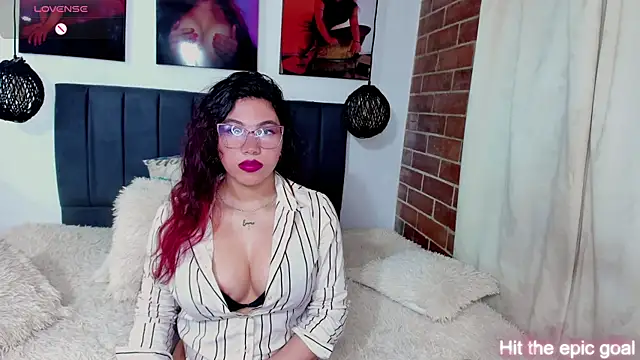 kyliejenner hot online show from June 19, 2026, 4:29 am