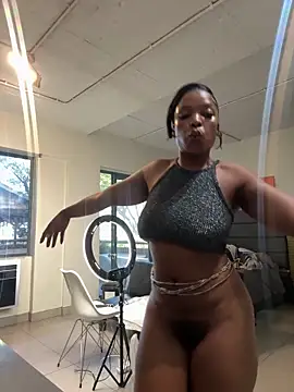 slimcateee online show from May 3, 2026, 6:07 am