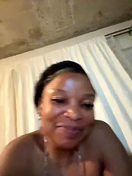 slimcateee online show from December 15, 2025, 7:52 pm