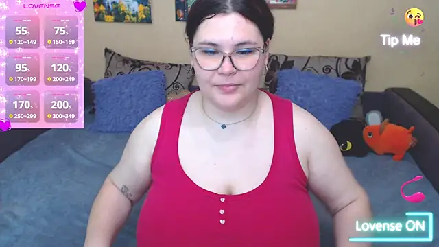 JuliaKeln online show from July 2, 2026, 8:09 am
