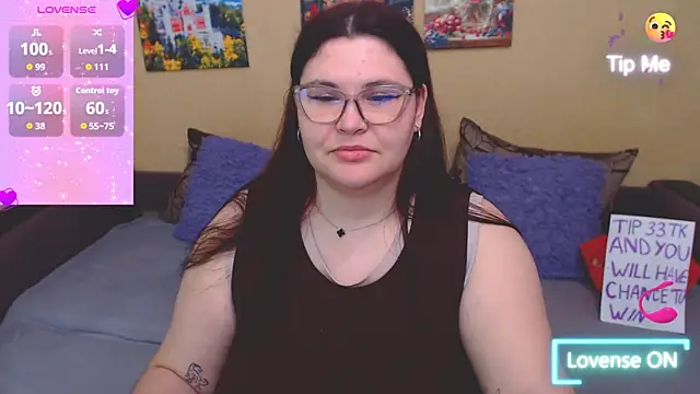 JuliaKeln online show from June 7, 2026, 3:17 pm
