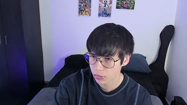 Aventure Twinks online show from October 26, 2025, 3:18 am