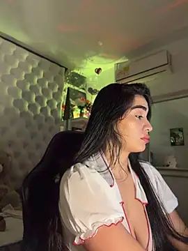ZarahEvans online show from May 26, 2026, 8:07 pm