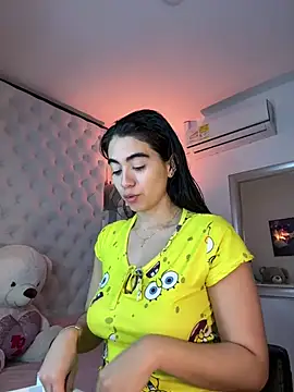 ZarahEvans online show from February 14, 2025, 7:44 pm