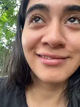 ZarahEvans online show from November 3, 2025, 7:50 pm