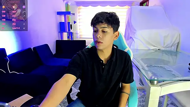 Snapshot of Franco_Rizzo_ chatting on September 24, 2025, 7:42 pm Franco Rizzo online show from September 24, 2025, 7:42 pm