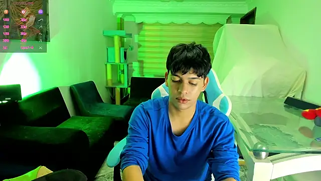 Snapshot of Franco_Rizzo_ chatting on September 30, 2025, 2:39 am Franco Rizzo online show from September 30, 2025, 2:39 am