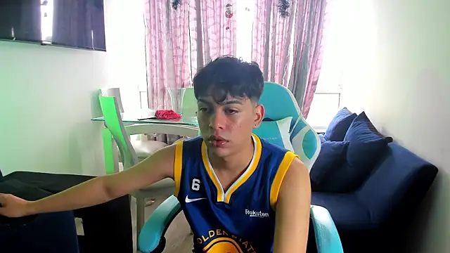 Snapshot of Franco_Rizzo_ chatting on January 31, 2025, 5:53 pm Franco Rizzo online show from January 31, 2025, 5:53 pm