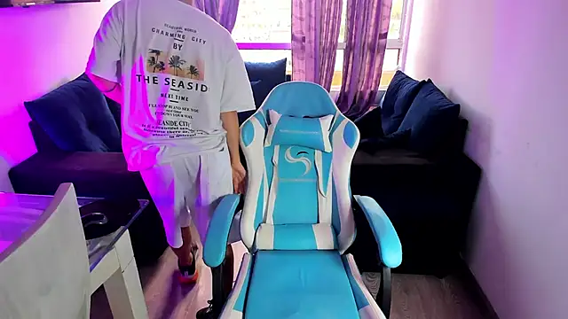 Snapshot of Franco_Rizzo_ chatting on January 15, 2025, 7:12 pm Franco Rizzo online show from January 15, 2025, 7:12 pm